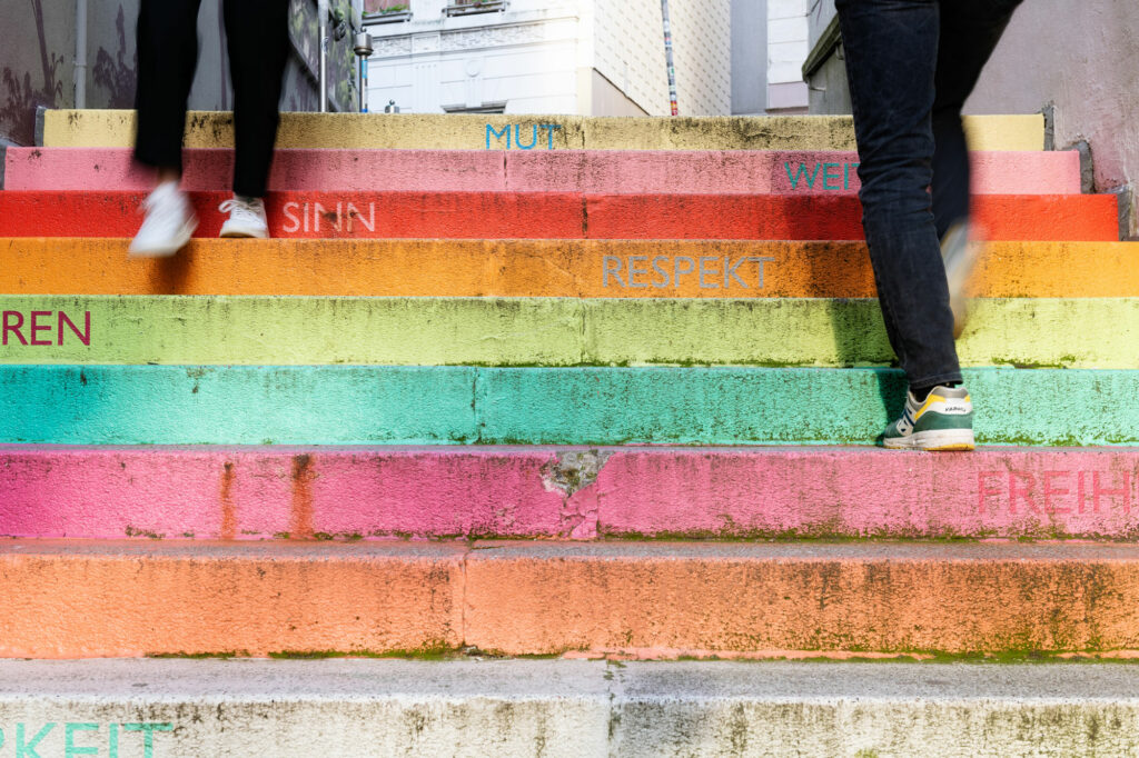 bunte treppe web 1024x682